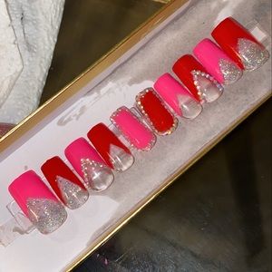 Press on Valentine Nails red and pink